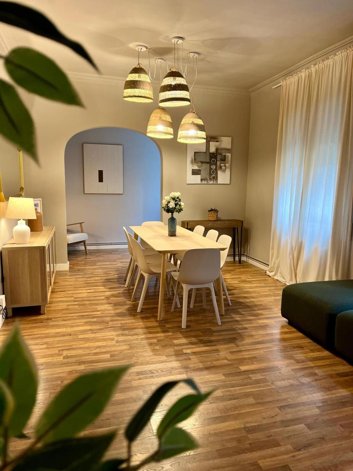 Sagrada Familia Secret Apartment Barcelona Luaran gambar