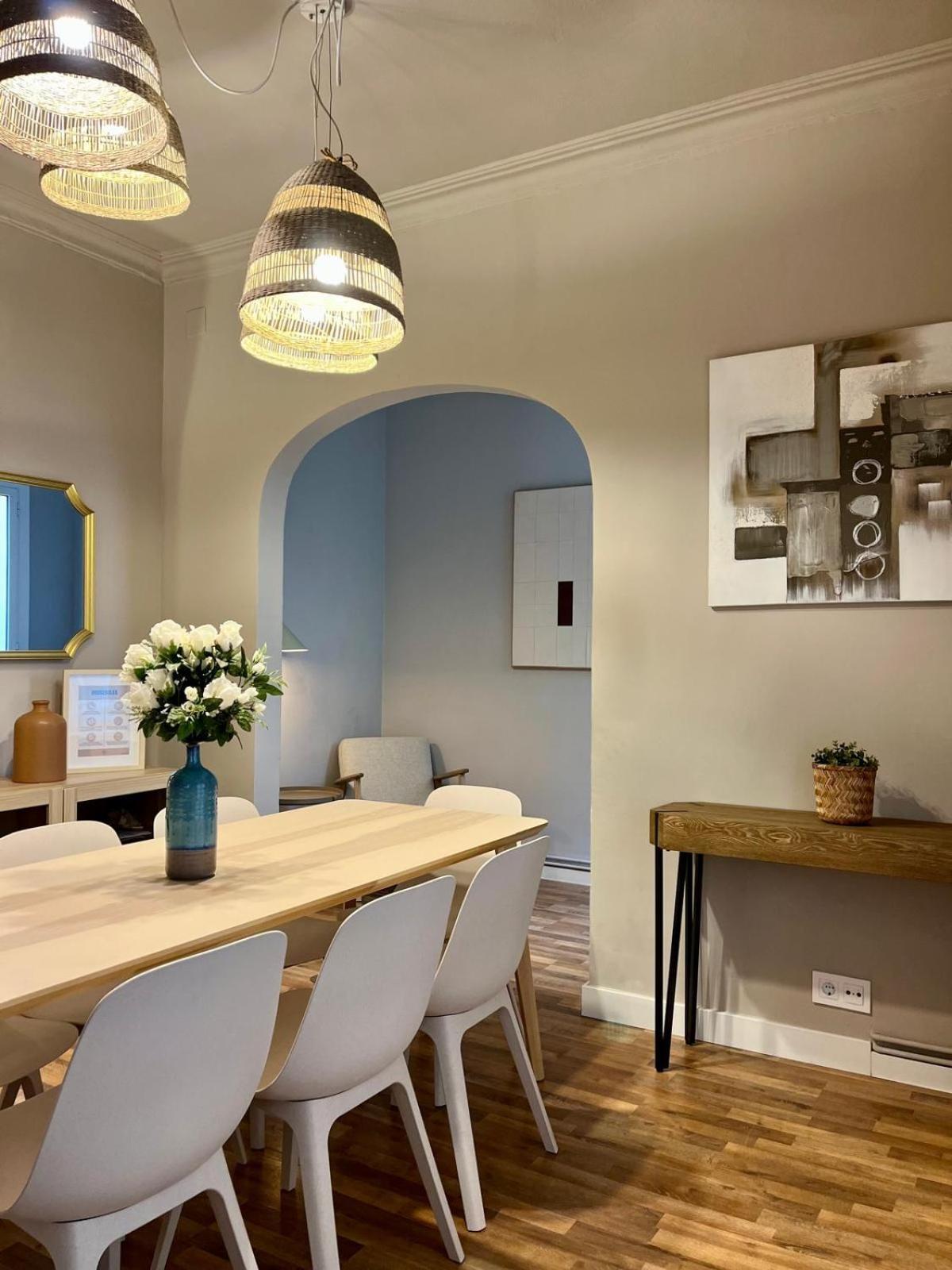 Sagrada Familia Secret Apartment Barcelona Luaran gambar