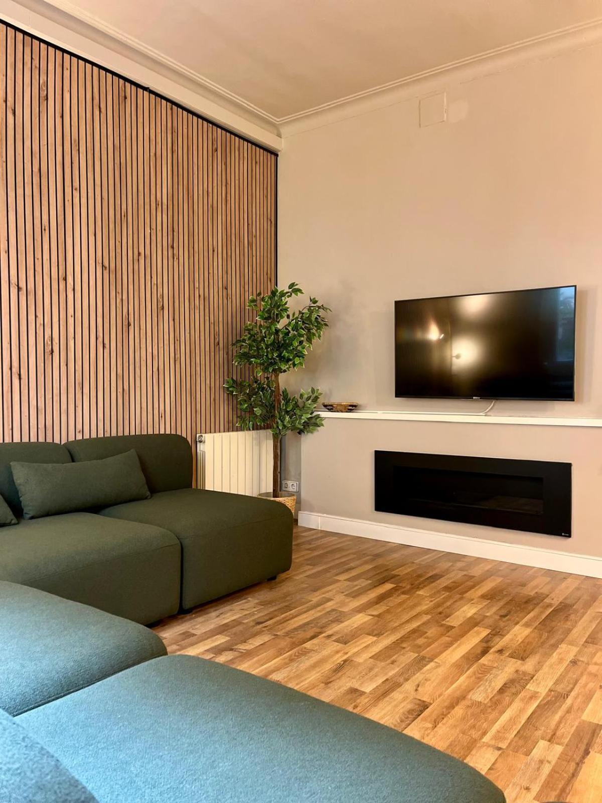 Sagrada Familia Secret Apartment Barcelona Luaran gambar