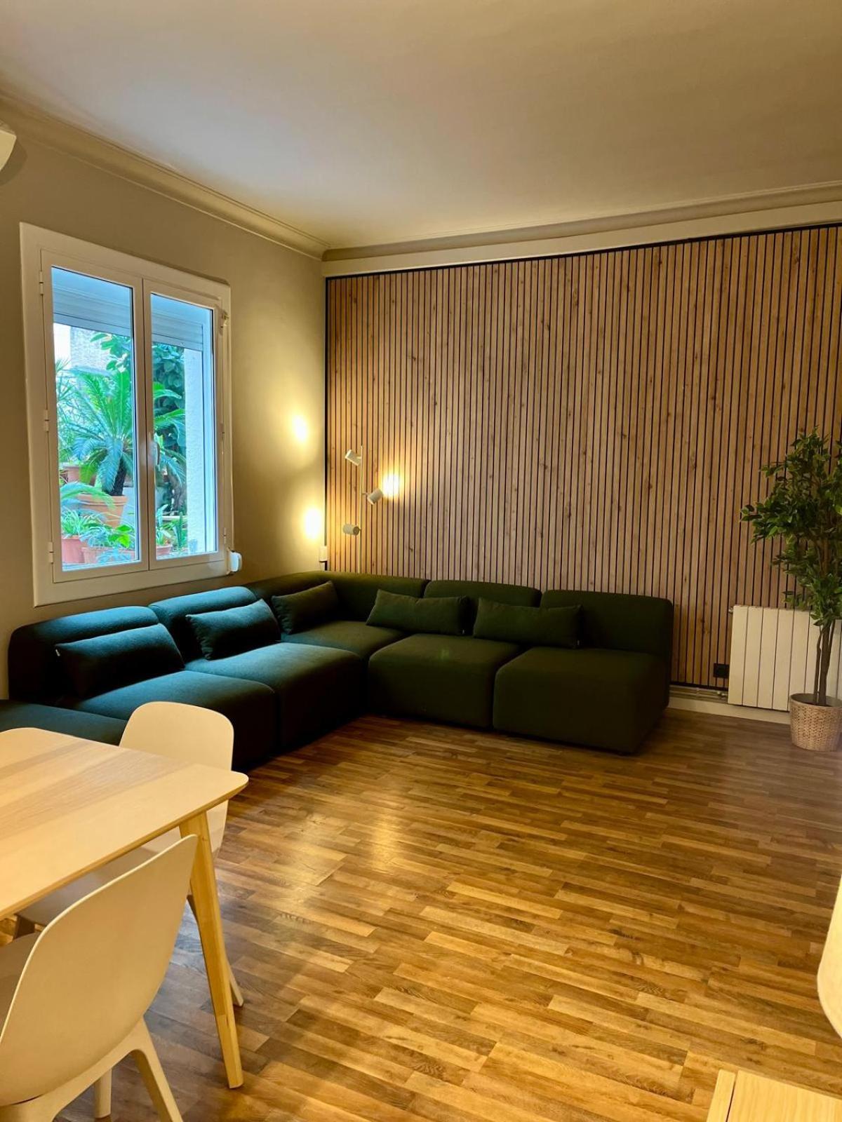 Sagrada Familia Secret Apartment Barcelona Luaran gambar